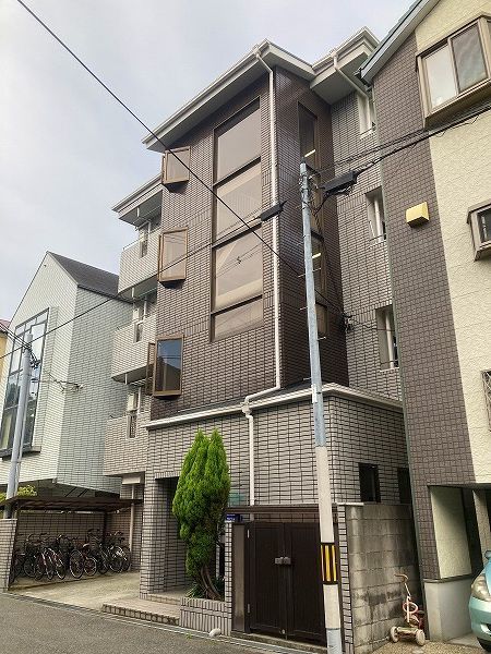 ピースフルハウスの外観画像