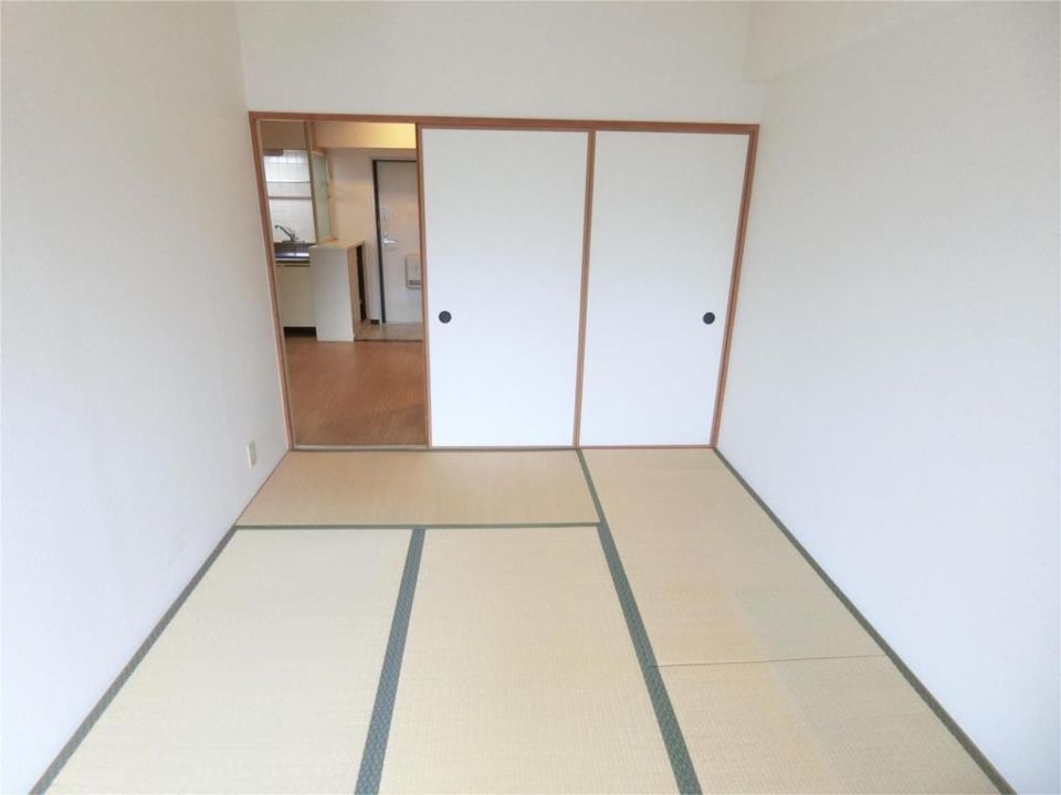 ベッドルーム