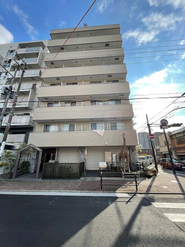ロイヤルクイーンズパーク関目の外観画像