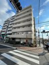 ロイヤルクイーンズパーク関目の外観