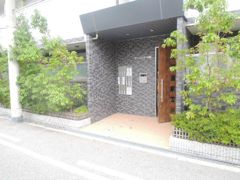 エヴァーホワイトの外観画像
