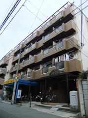 サンスリーハイツ布施の外観画像