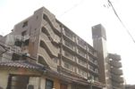 翠久マンションの外観