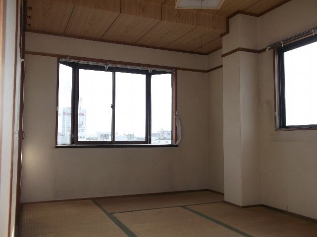 ベッドルーム