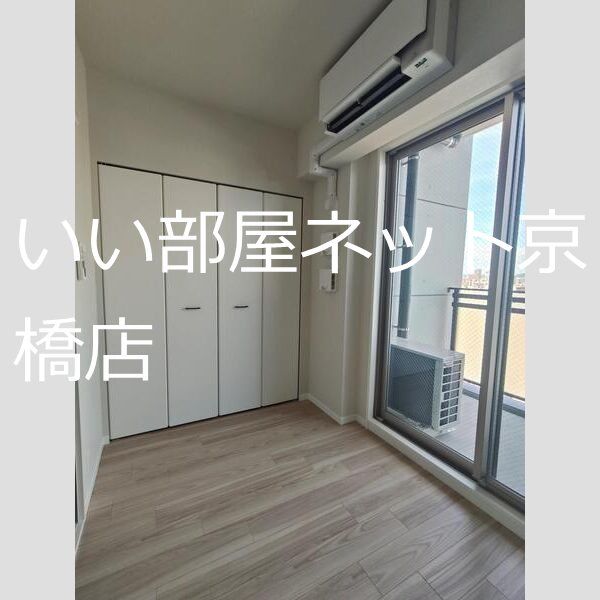 ベッドルーム