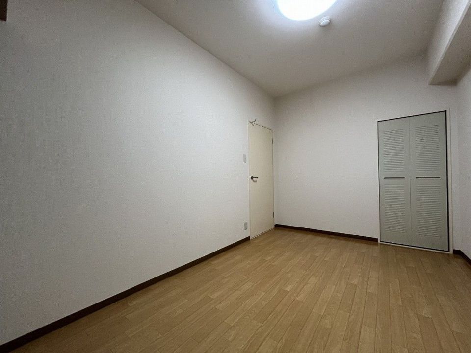 ベッドルーム