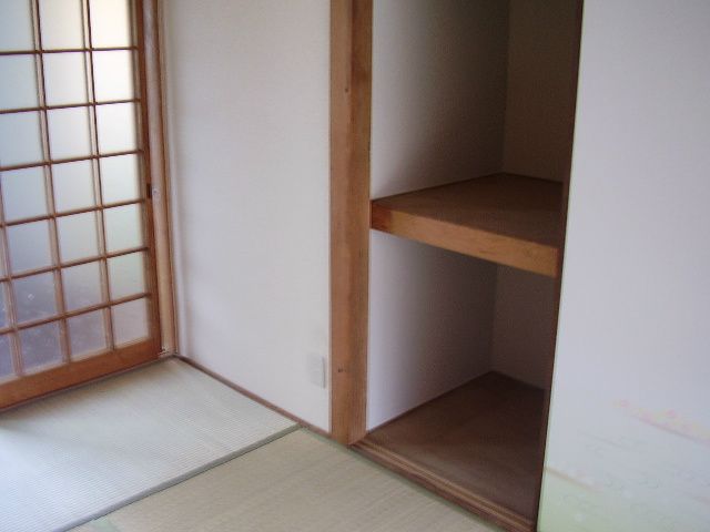 ベッドルーム