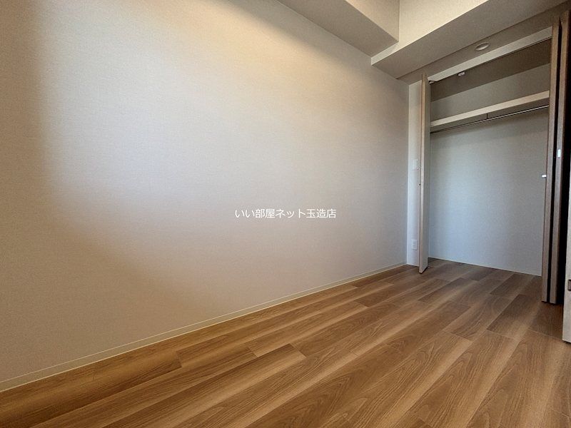 ベッドルーム