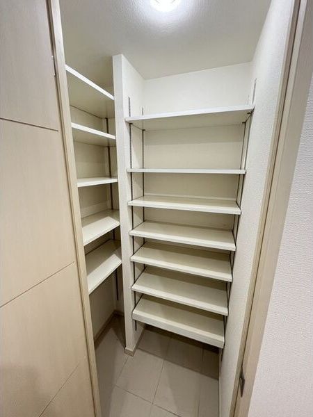 収納