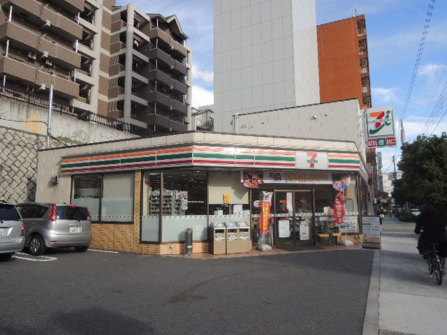 近くのセブン-イレブン 大阪玉造2丁目店まで611m（徒歩8分）