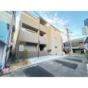 アート総持寺駅前の外観画像