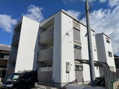 ピレーネ明和の外観画像