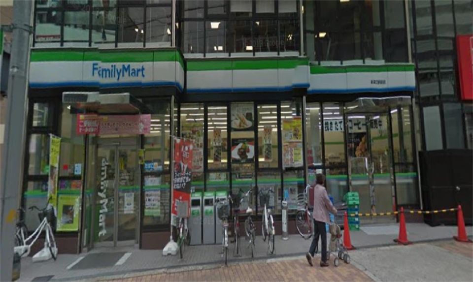 近くのファミリーマート 深江南二丁目店まで376m（徒歩5分）