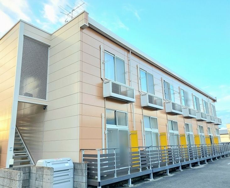 レオパレスグランシャリオの外観画像