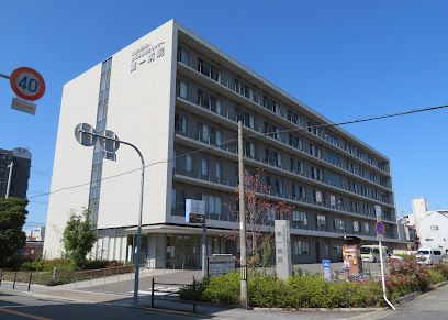 近くの大阪労働衛生センター第一病院まで1,100m（徒歩14分）
