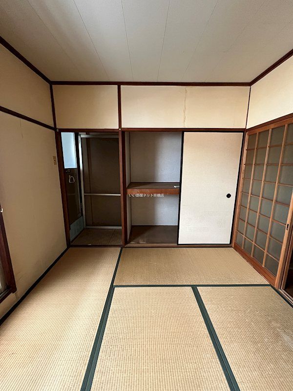 ベッドルーム