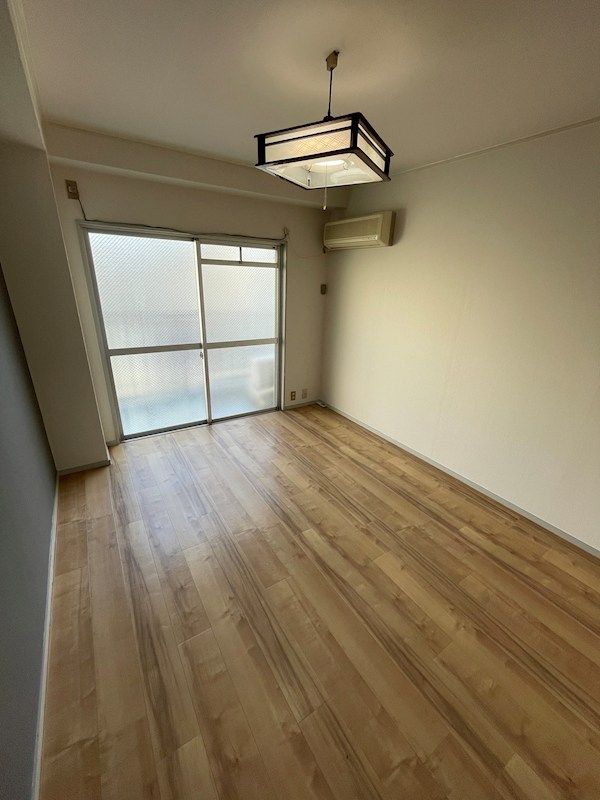 近くのファミリーマート 天満二丁目店まで293m（徒歩4分）