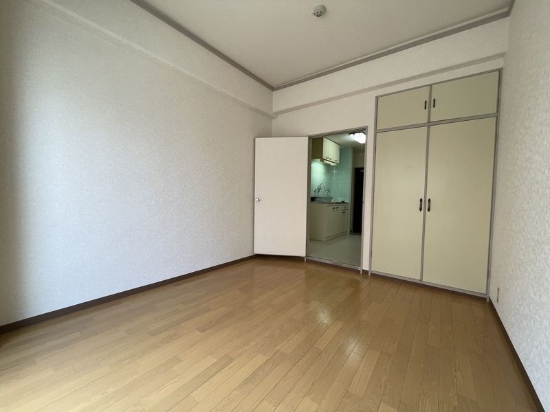 ベッドルーム