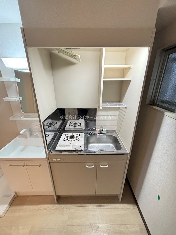 近くの住吉我孫子東郵便局まで128m(徒歩2分)