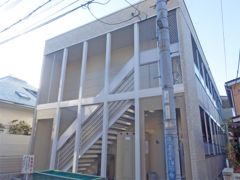 レオパレスMercato Degli Appartaの外観画像