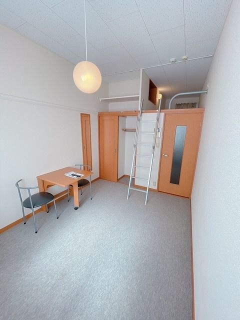ベッドルーム