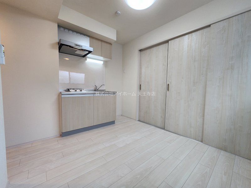 近くのスーパー玉出 玉出店まで901m(徒歩12分)