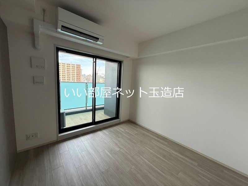 ベッドルーム