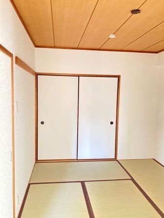ベッドルーム