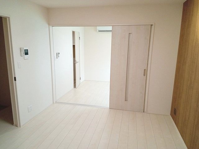 ベッドルーム
