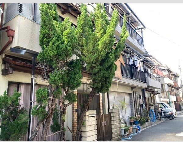 近くのローソン 東大阪善根寺町五丁目店まで356m（徒歩5分）