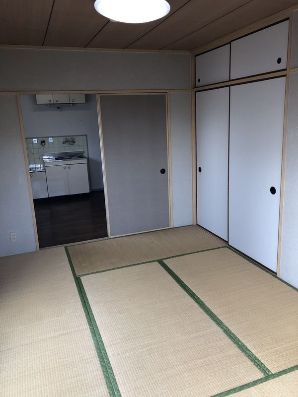 ベッドルーム