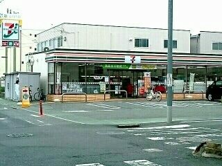 近くのセブンイレブン様まで450m(徒歩6分)