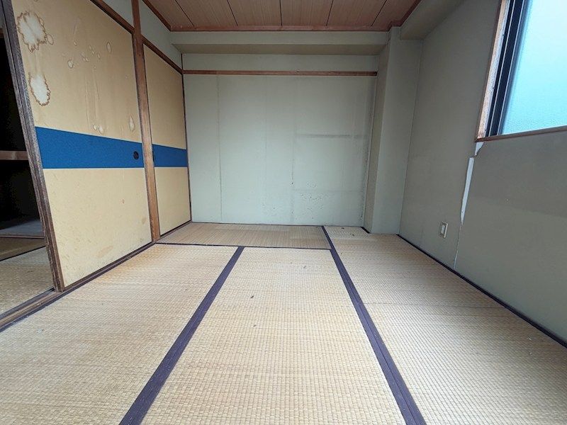 ベッドルーム