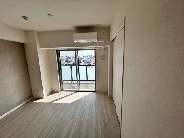 ベッドルーム