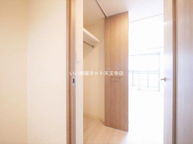 近くのローソン 寺田町東店まで156m(徒歩2分)
