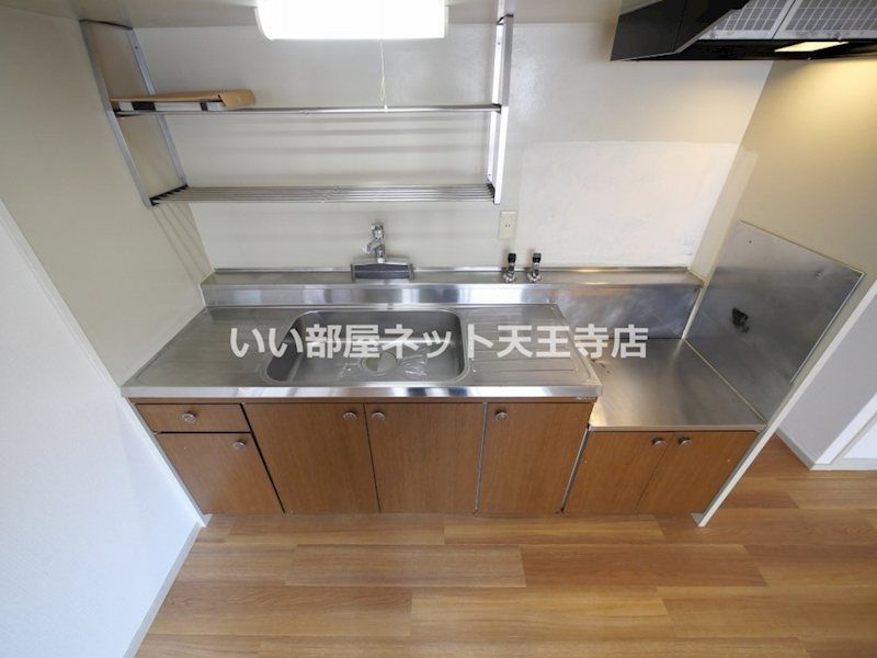 近くのセブンイレブン 大阪南堀江4丁目西店まで311m(徒歩4分)