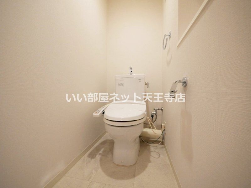近くの大阪南堀江郵便局まで174m（徒歩3分）
