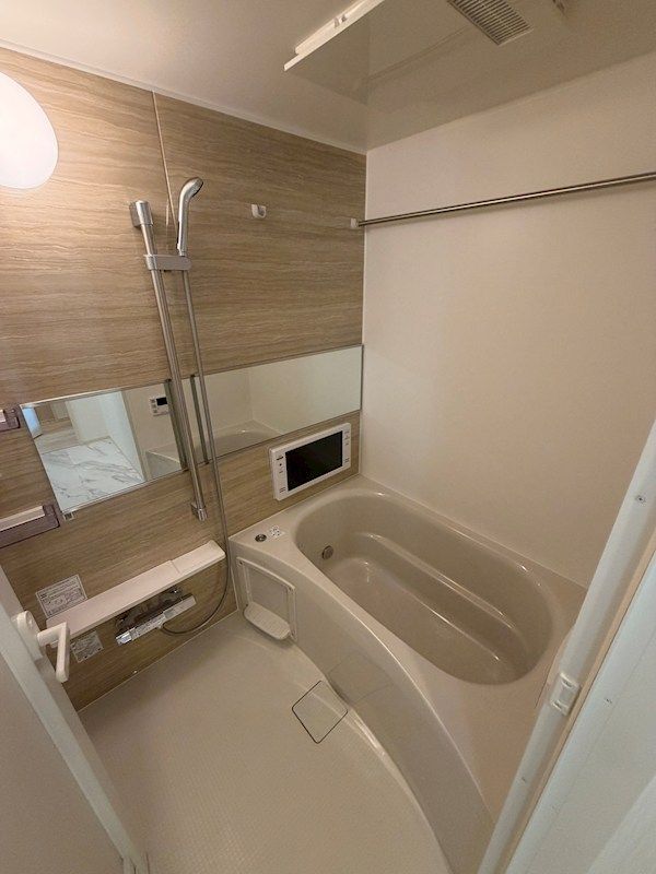 近くのセブンイレブン 大阪今福東1丁目店まで451m（徒歩6分）