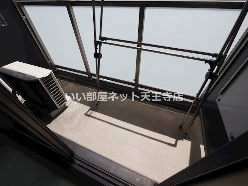 近くの浪速桜川郵便局まで313m（徒歩4分）