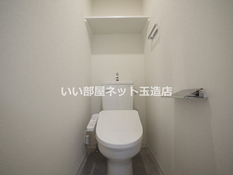 近くのローソン 玉津三丁目店まで545m(徒歩7分)
