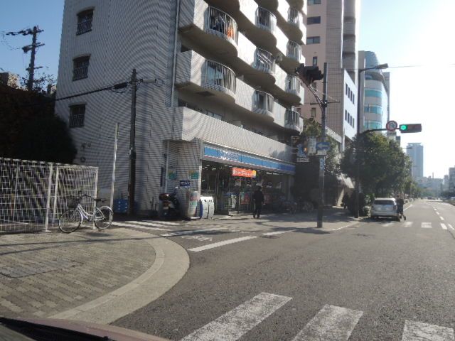 近くのローソンまで180m(徒歩3分)