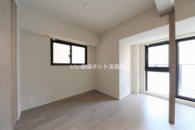 近くのセブンイレブン 大阪内久宝寺町4丁目店まで386m(徒歩5分)
