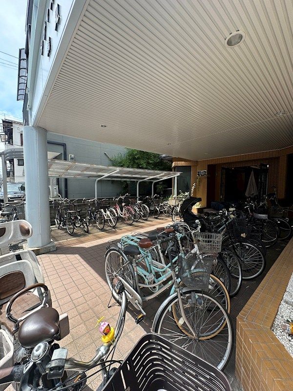 近くのセブンイレブン ハートインJR徳庵駅改札口店まで492m（徒歩7分）