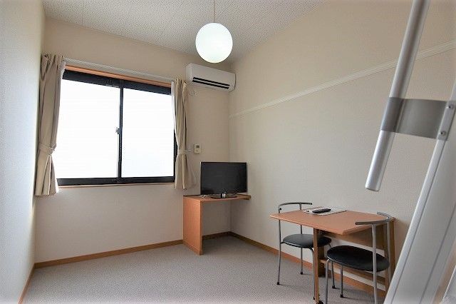 ベッドルーム