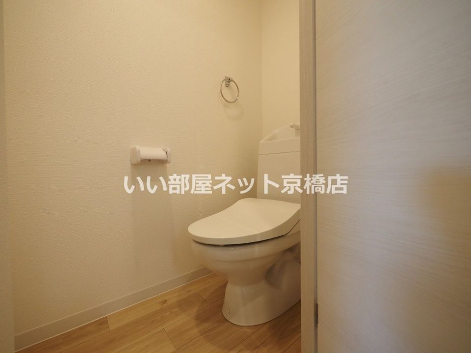 近くのココカラファイン 豊中城山店まで415m(徒歩6分)