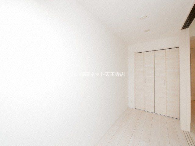 ベッドルーム
