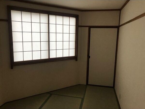 ベッドルーム