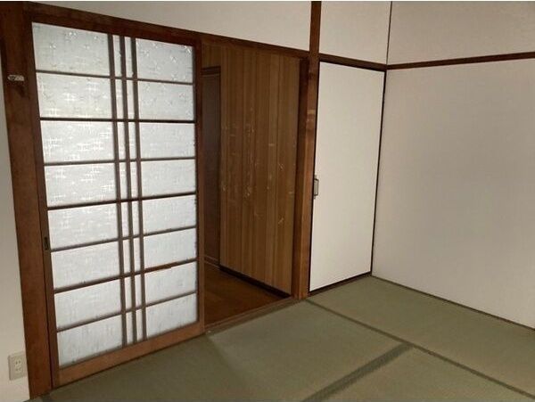 ベッドルーム
