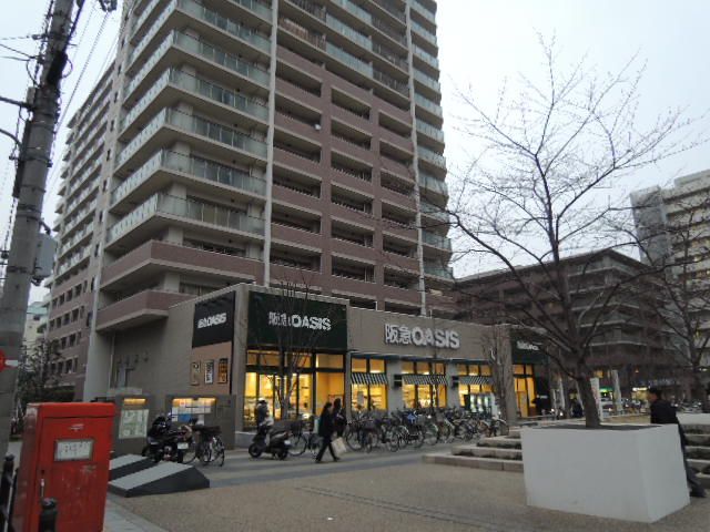近くの阪急ファミリーストア桃坂店まで230m（徒歩3分）