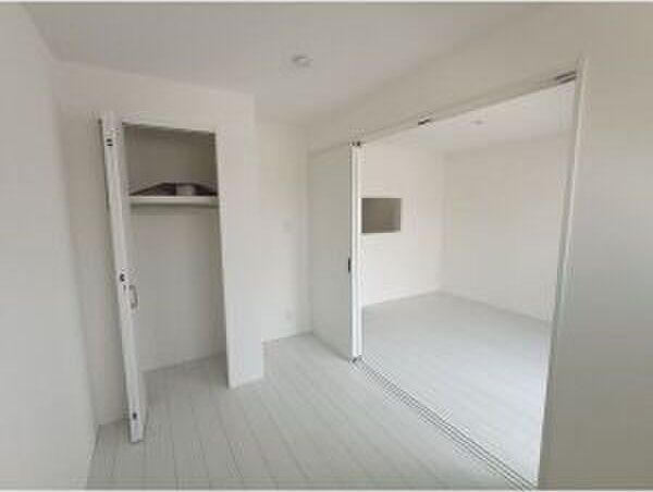ベッドルーム